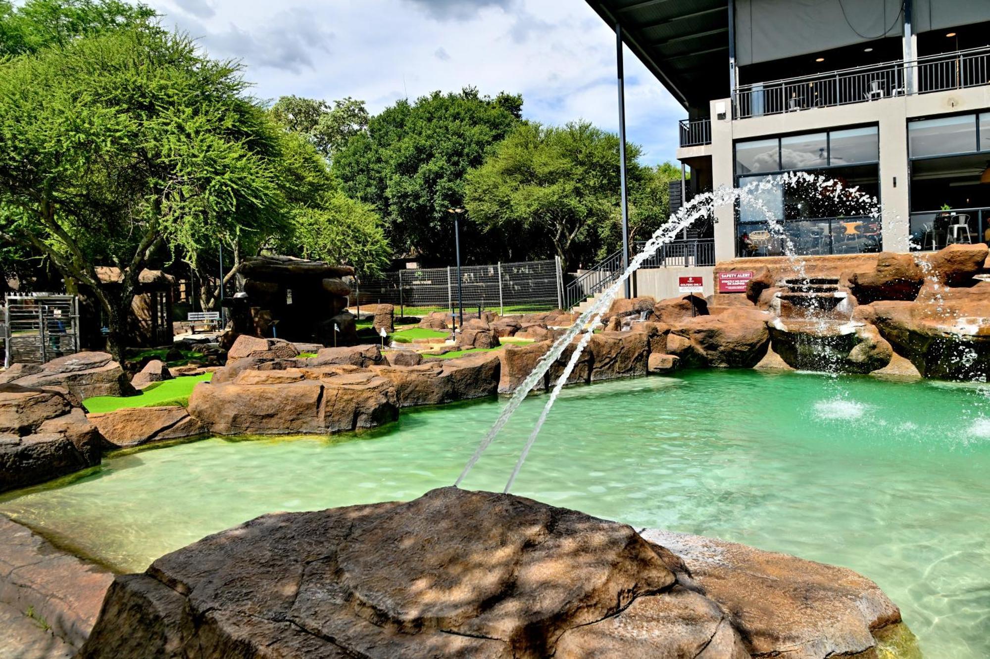 Seasons Golf, Leisure, Spa Hartbeespoort Luaran gambar